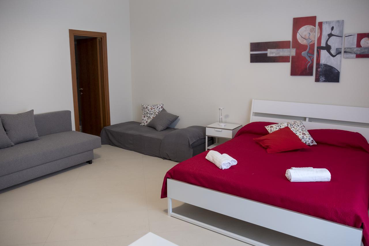 Enjoy Trani Hotel Eksteriør billede